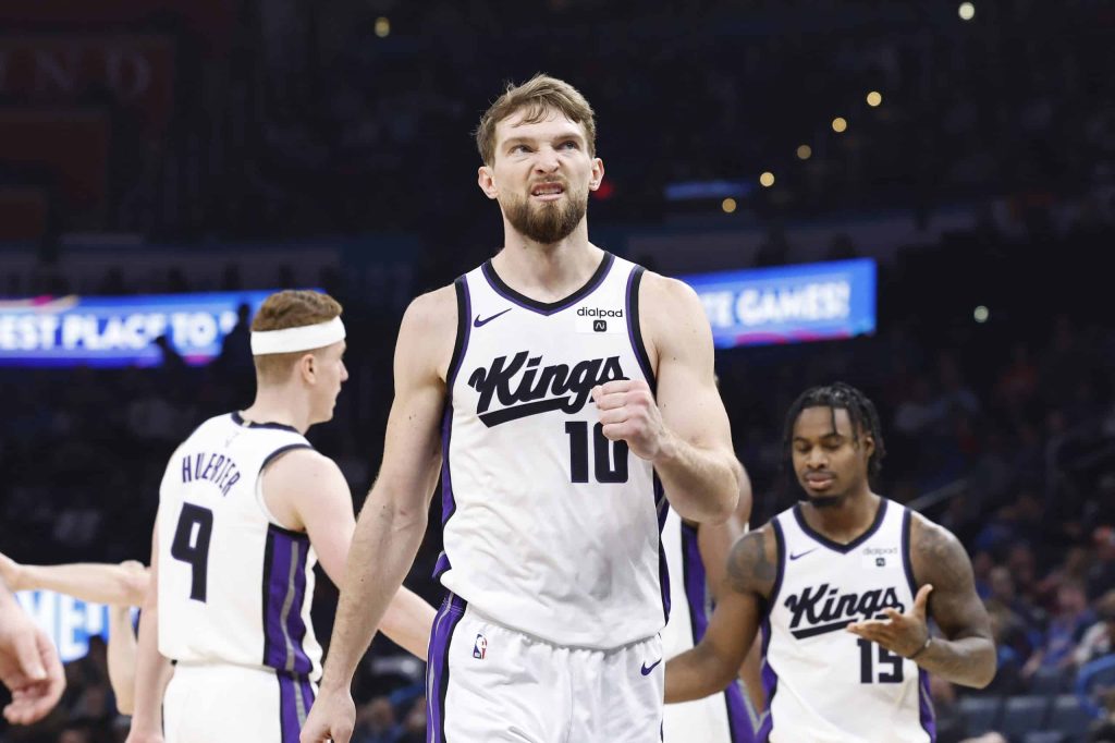 Domantas Sabonis kings