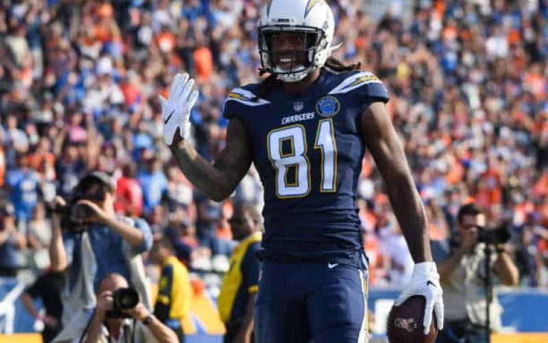 CARSON, CA - NOVEMBER 18: Wide receiver Mike Williams #81 of the Los Angeles Chargers celebrates his catch for a first down in the second quarter against the Denver Broncos at StubHub Center on November 18, 2018 in Carson, California. (Photo by Harry How/Getty Images)