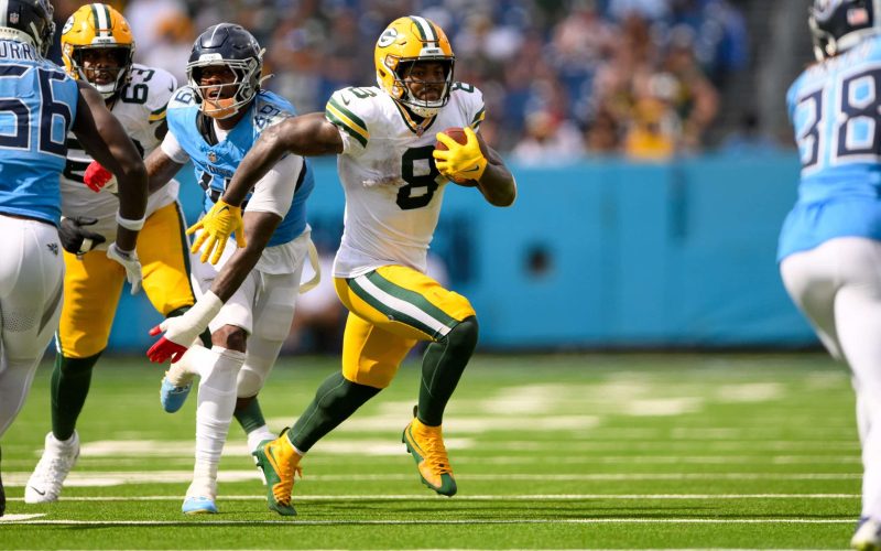 Packers RB Josh Jacobs dolphins