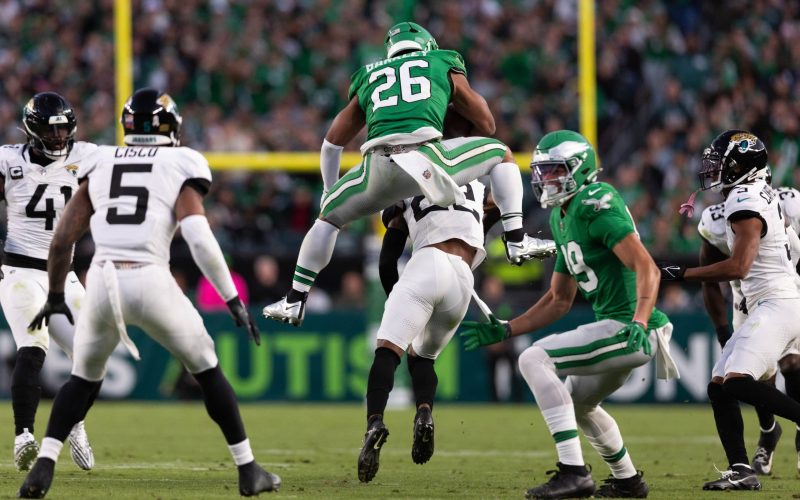 Saquon Barkley Backwards Hurdle, Madden
